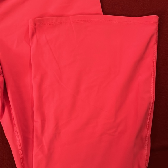 Garage pink flare pants size large - Picture 3 of 3